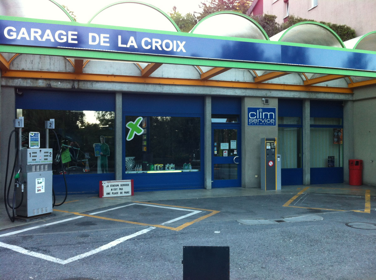 GaragedelaCroix-StationEssence-8